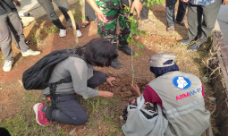 Galakkan Kesiapsiagaan Dan Mitigasi Bencana, ARM HA-IPB Kalsel Tanam Pohon Di Kabupaten Banjar