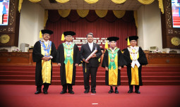 Mentan Amran Dianugerahi UNS Awards, Bukti Dedikasi untuk Pertanian Indonesia