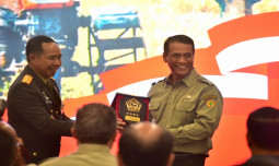 Mentan-Panglima TNI Teken MoU Kembalikan Swasembada Pangan dan Optimasi Lahan Tidur