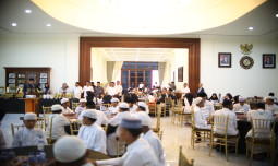 Mentan Gelar Pengajian Bersama Hafidz Al-Qur’an dan Anak Yatim Usai Stok Beras Capai 4 Juta Ton